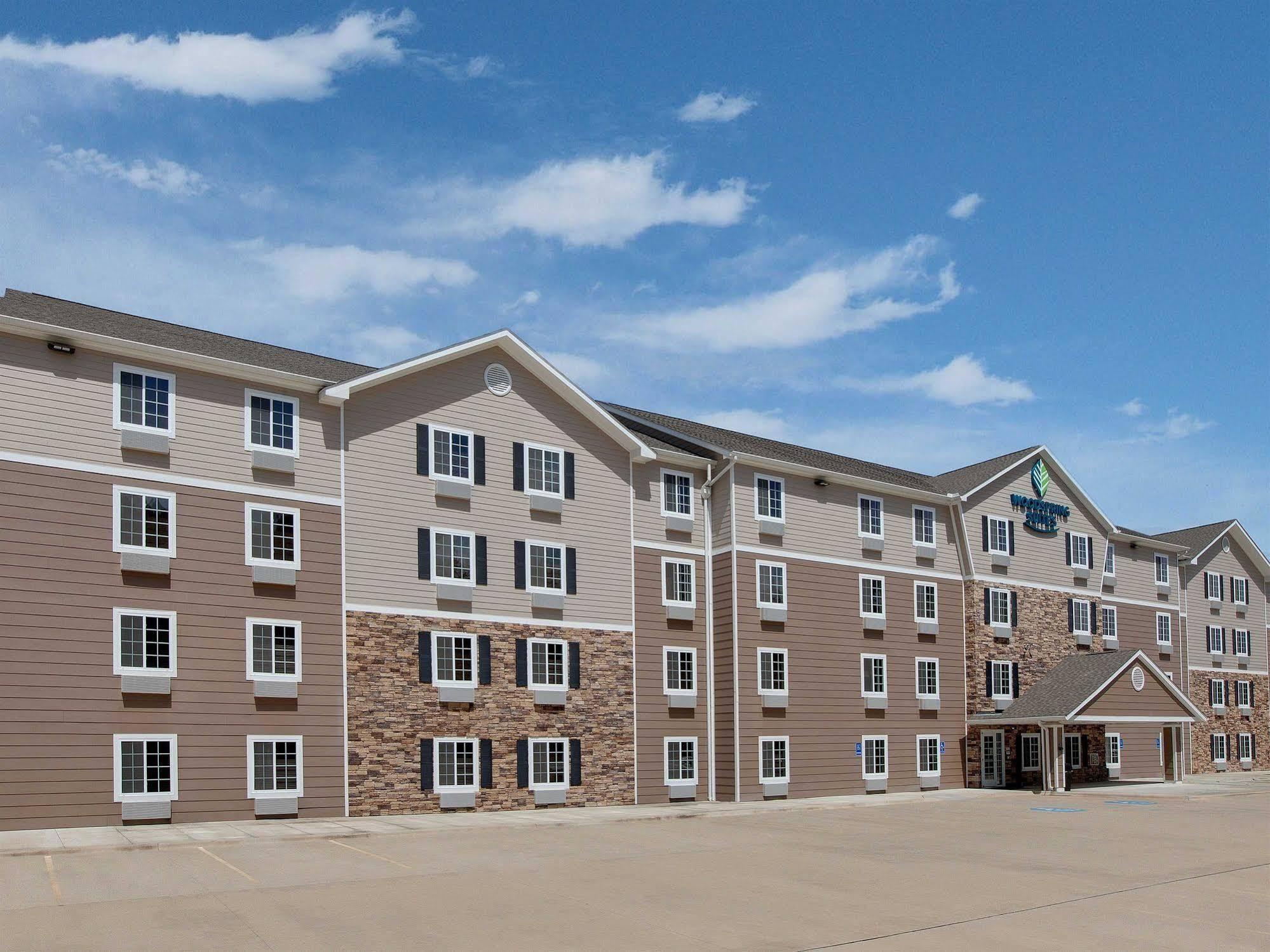 Woodspring Suites Lake Charles Exterior photo