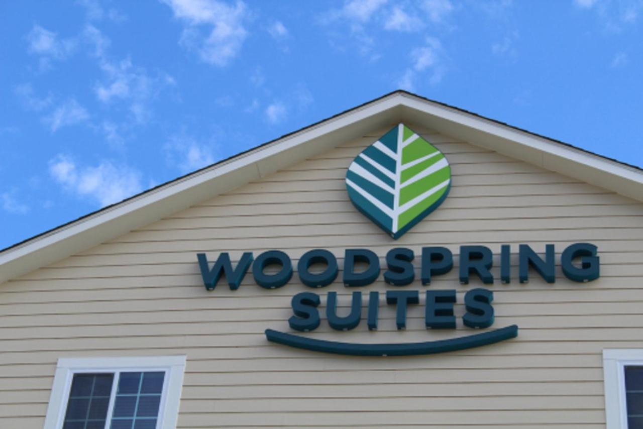 Woodspring Suites Lake Charles Exterior photo