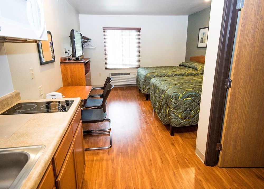 Woodspring Suites Lake Charles Room photo