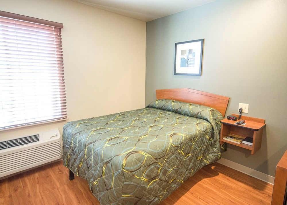 Woodspring Suites Lake Charles Room photo